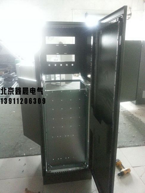 配電柜8。3.jpg